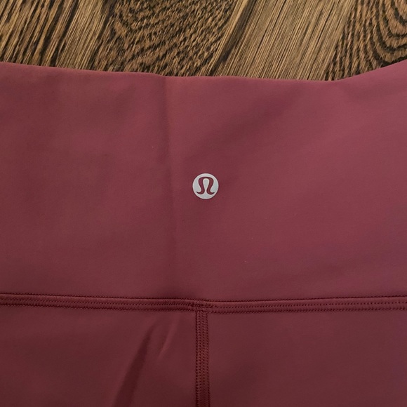 Lululemon Pink Leggings - size 8 - Picture 2 of 3